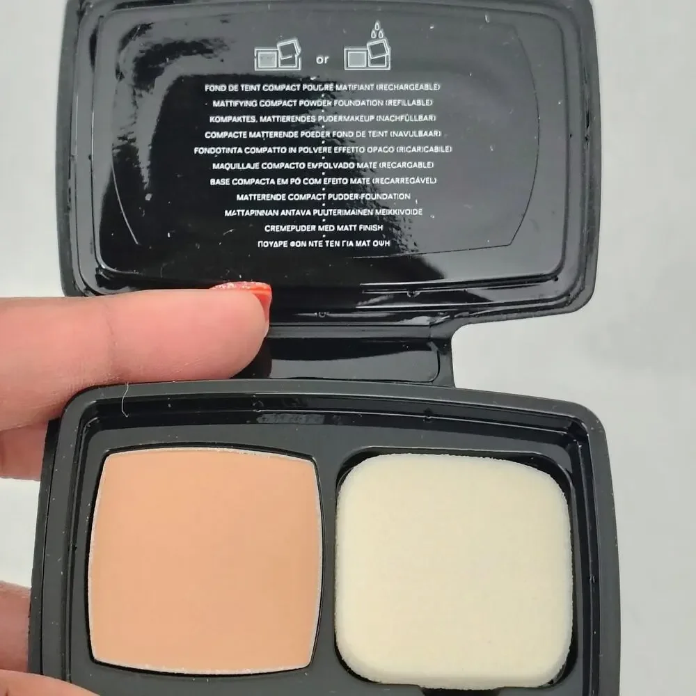 Chanel Double Perfection Compact Matte Reflecting Powder Medium Beige SPF10